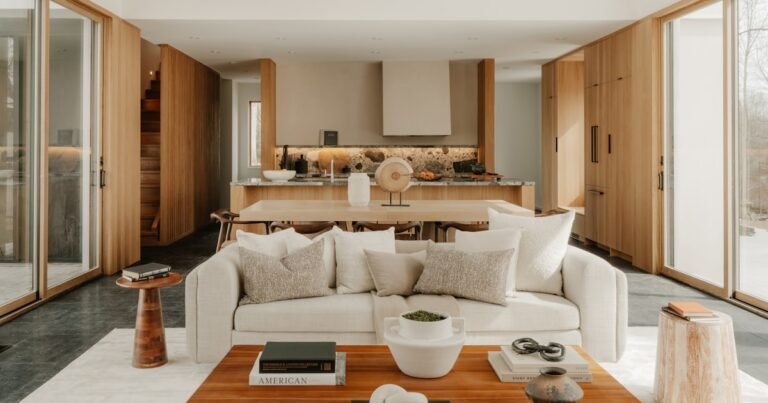 Lake home decorating ideas with natural wood accents