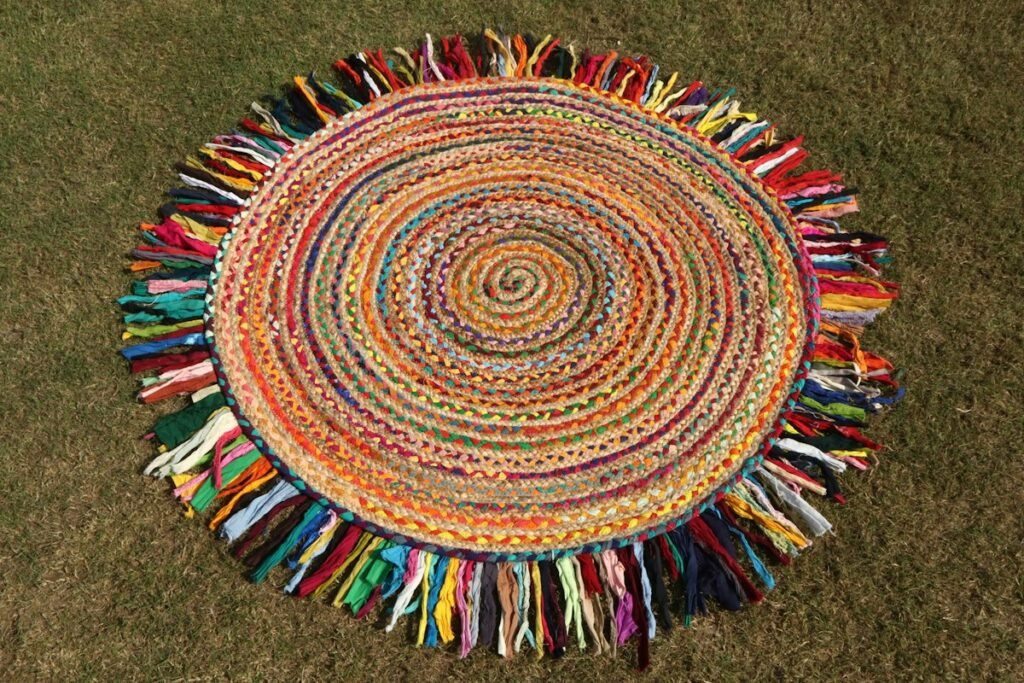 Colorful circular rug with a fringe